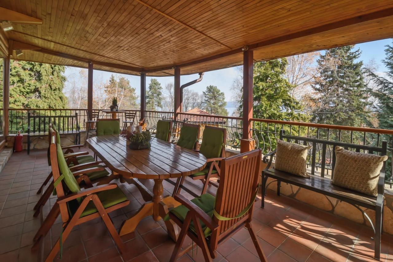 Villa Anna Luxury Lake Residence Shtarkelovo Gnezdo Exteriér fotografie